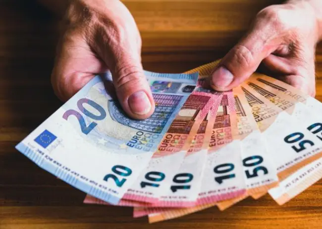 Belastingdeel heffingskortingen vanaf 1 januari 2019 alleen nog voor inwoners van Nederland