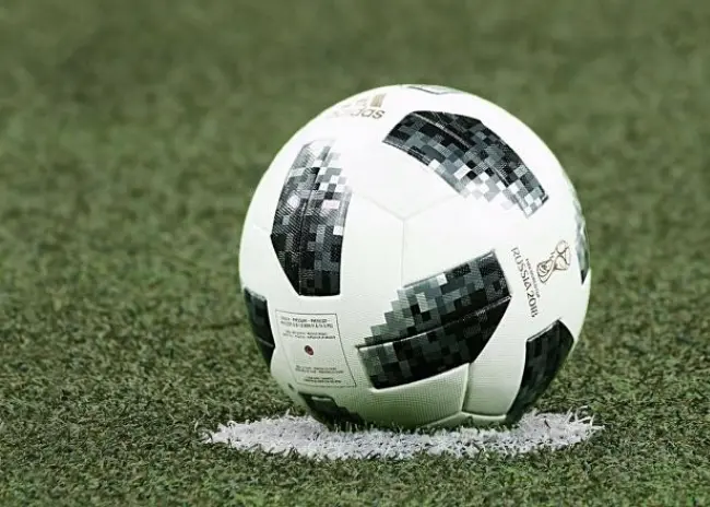 Voetbal kijken vanuit de skybox: hoe zit het fiscaal?
