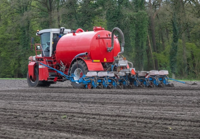 NVWA voert extra mestcontroles uit op akkerbouwbedrijven