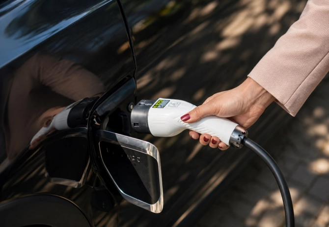 Vergoeding voor ERE-certificaten bij thuisladen elektrische auto: geen belast loon
